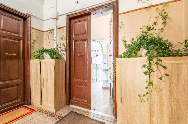 Rome Sweet Home — Photos 2